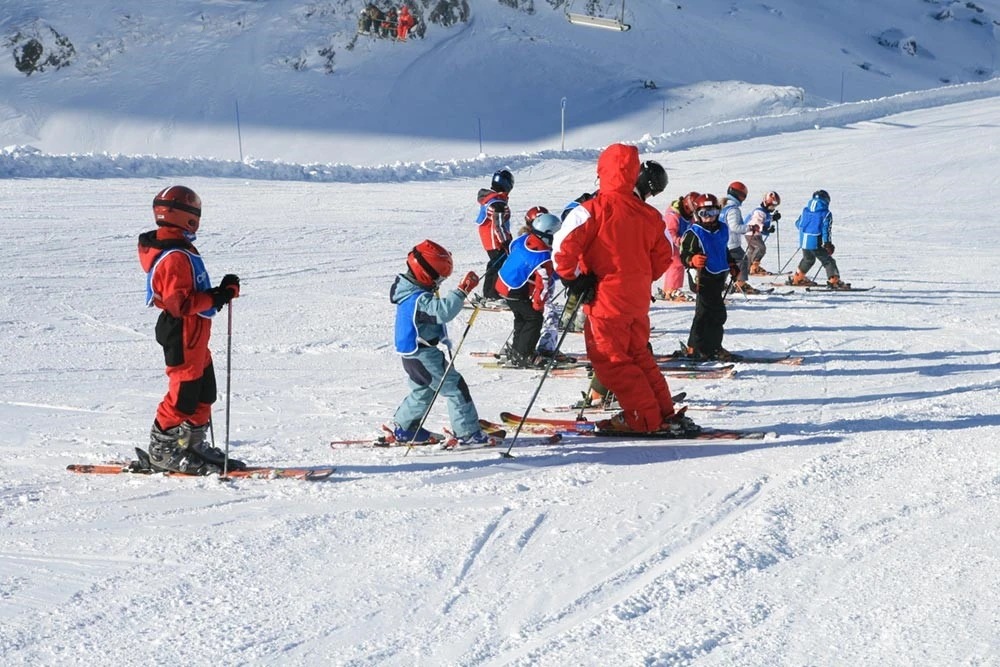 Skischule
Sport Hauber Bild 3